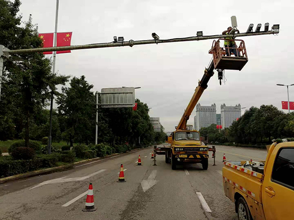 2020年樂(lè)至信號(hào)燈、電子警察安裝項(xiàng)目